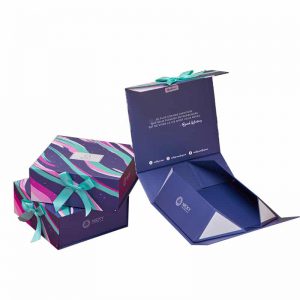Collapsible Gift Box with Ribbon