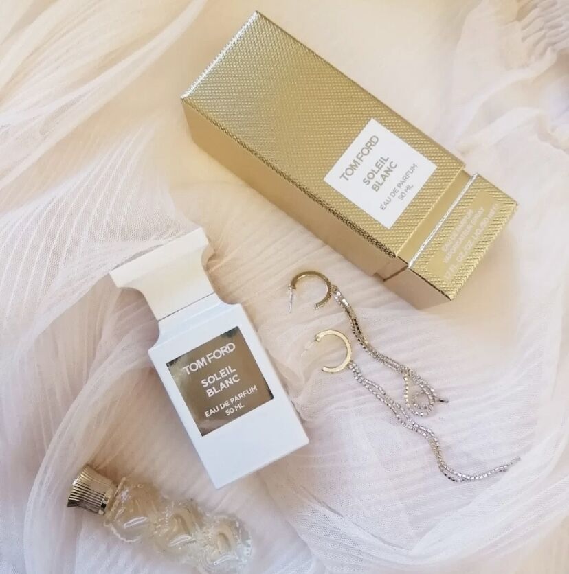 Best Perfume 2021 For Summer 5 Most Complimented Women's Fragrances