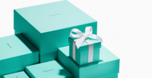 Why Is Luxury Packaging Important – How To Design Luxury Boxes & Bags For Your Business
