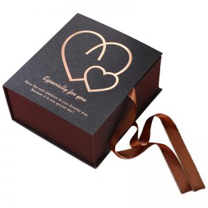 Embossed Foldable Gift Packaging Boxes