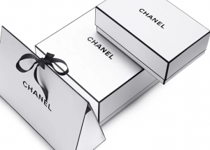 The package of CHANEL how beautiful package