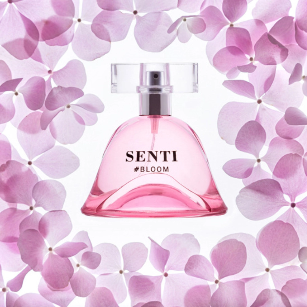 Dilis Senti perfume collection with petal close-ups